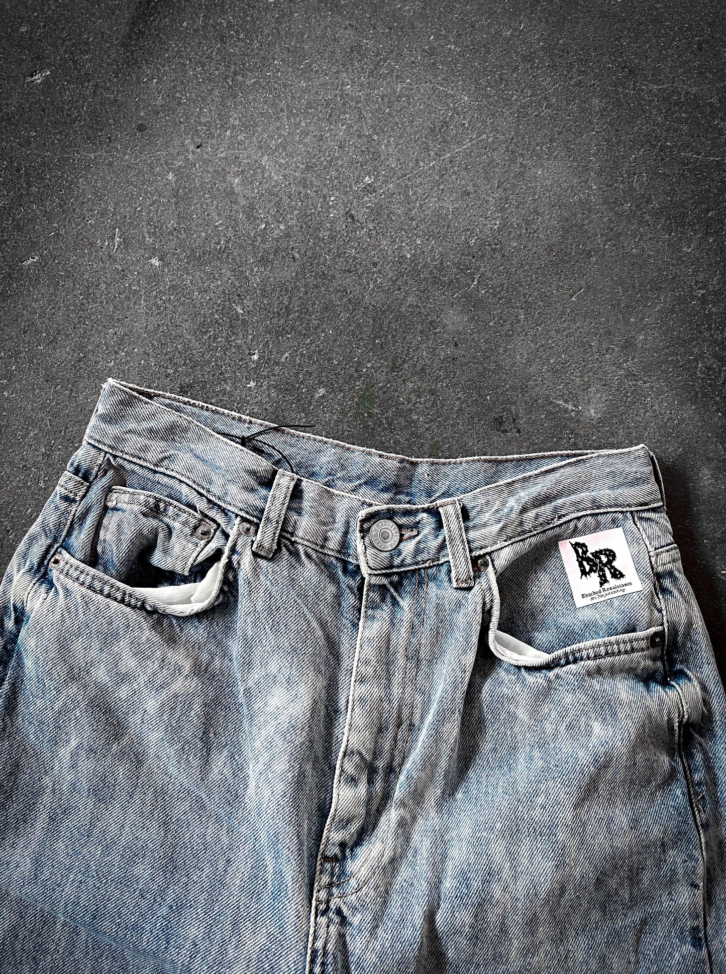 Brush Bleached Jeans