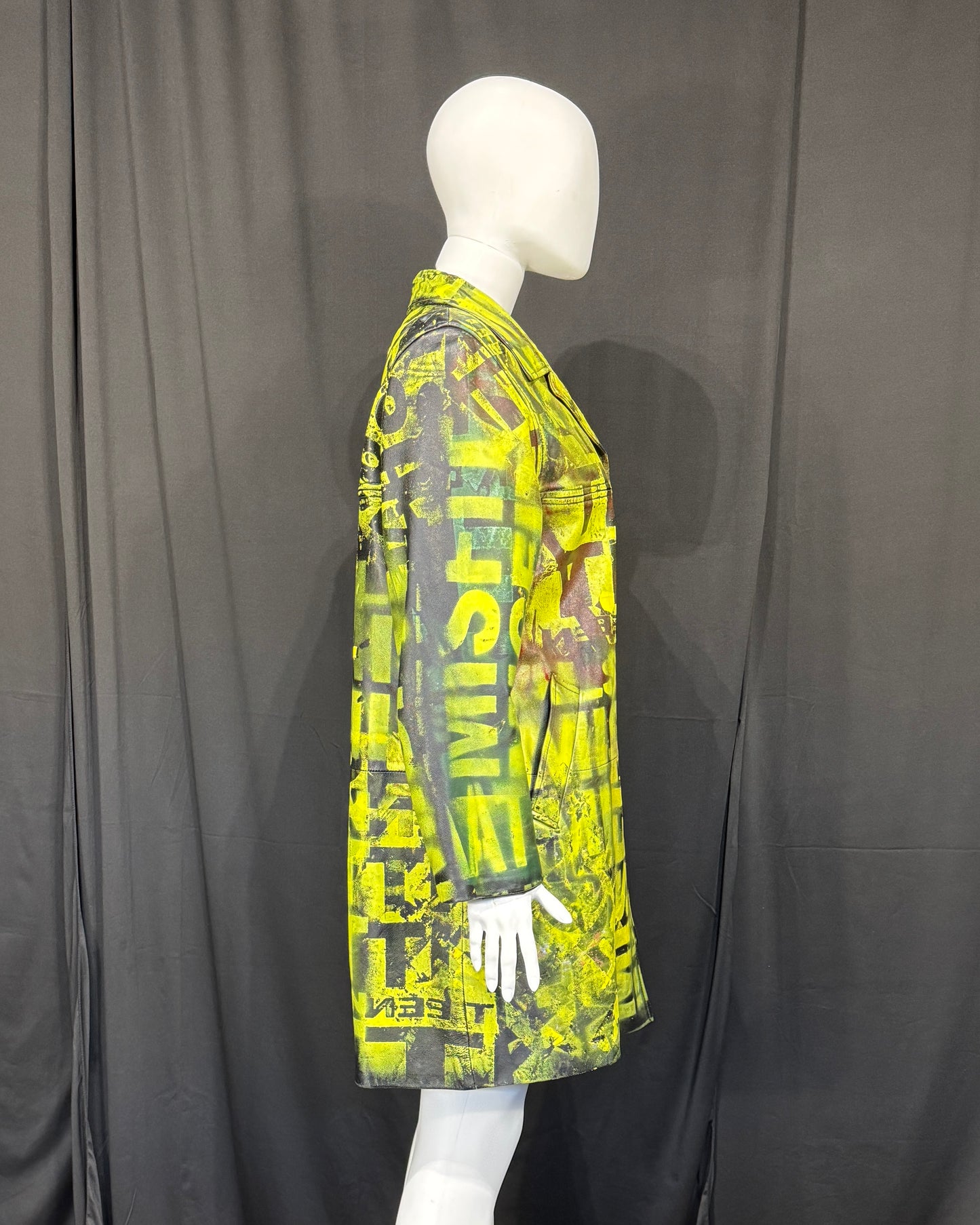 MISFIT TRENCH COAT