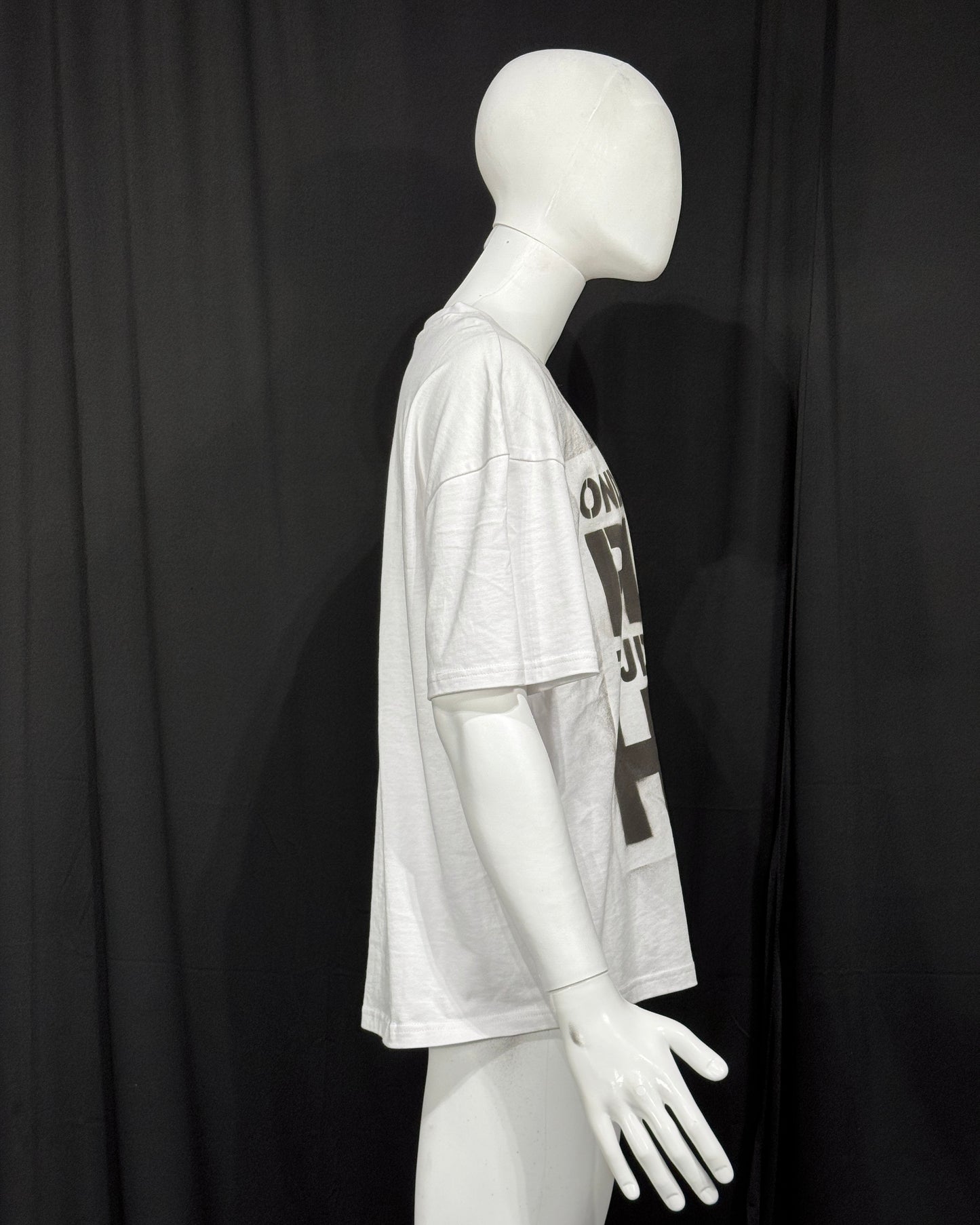 ONDERWEG NAAR PLUTO TEE