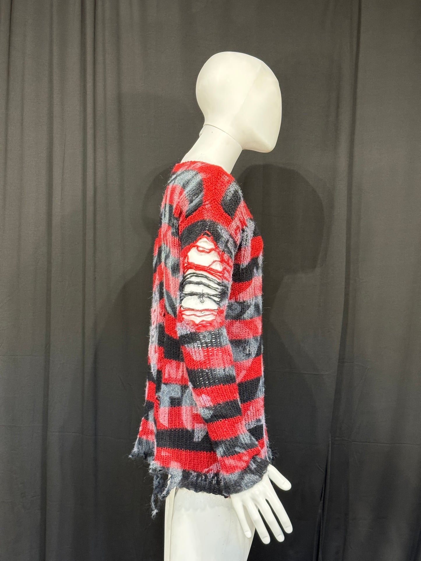 RED ROCKER KNITTED SWEATER