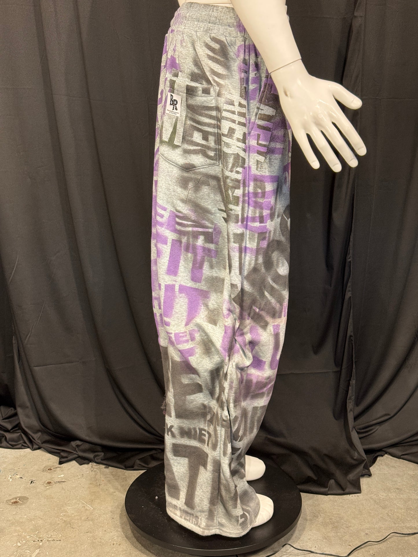 THE BLOCK ON SUNDAYS SWEATPANTS