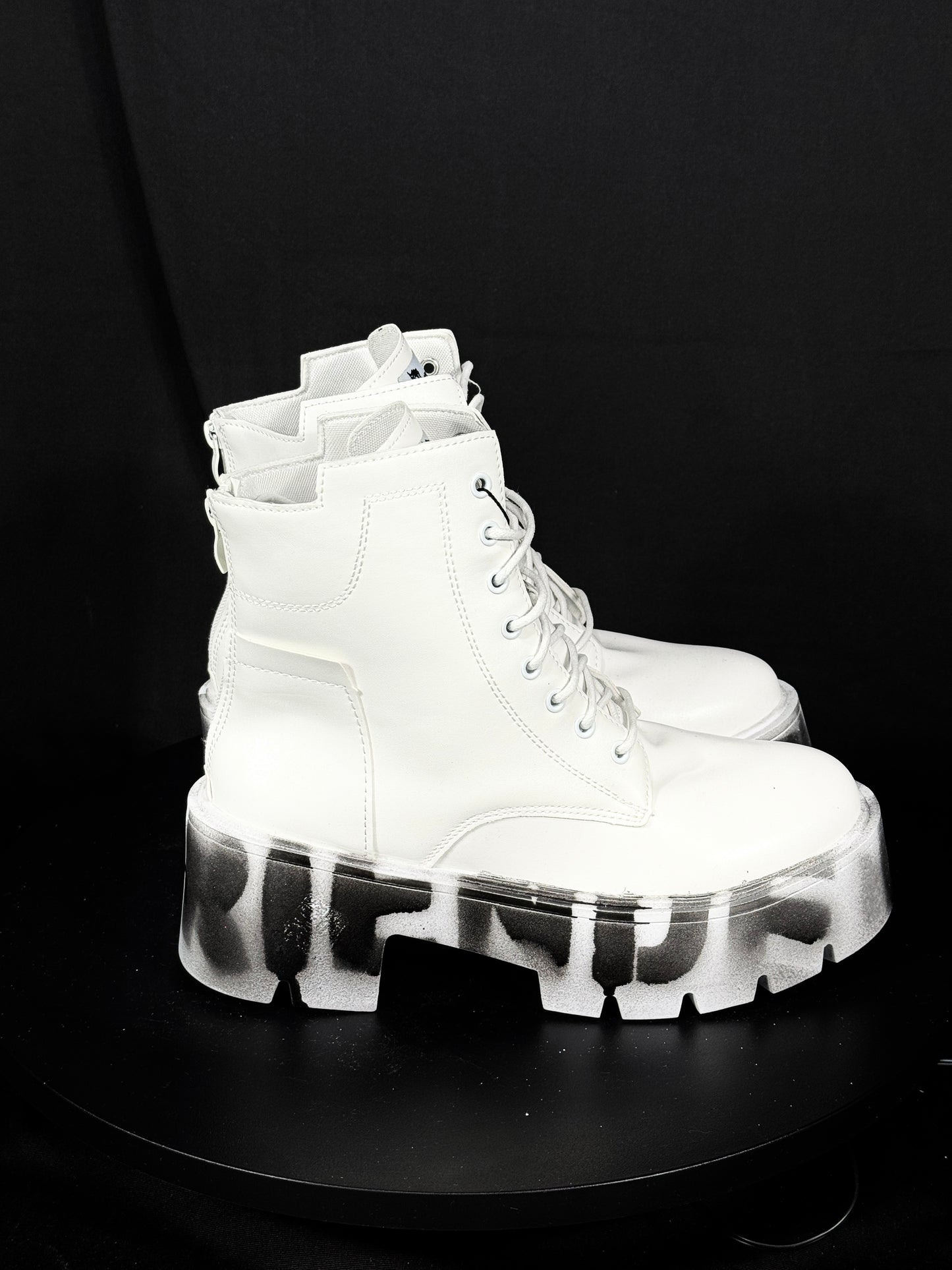MONOCHROME DRIP BOOTS