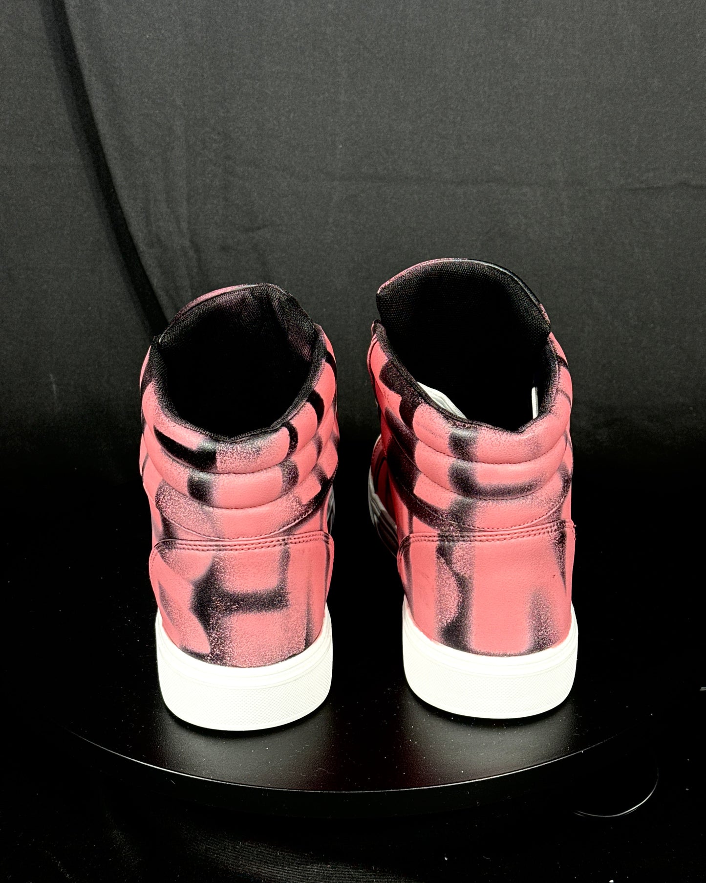 CRIMSON MIST SNEAKERS