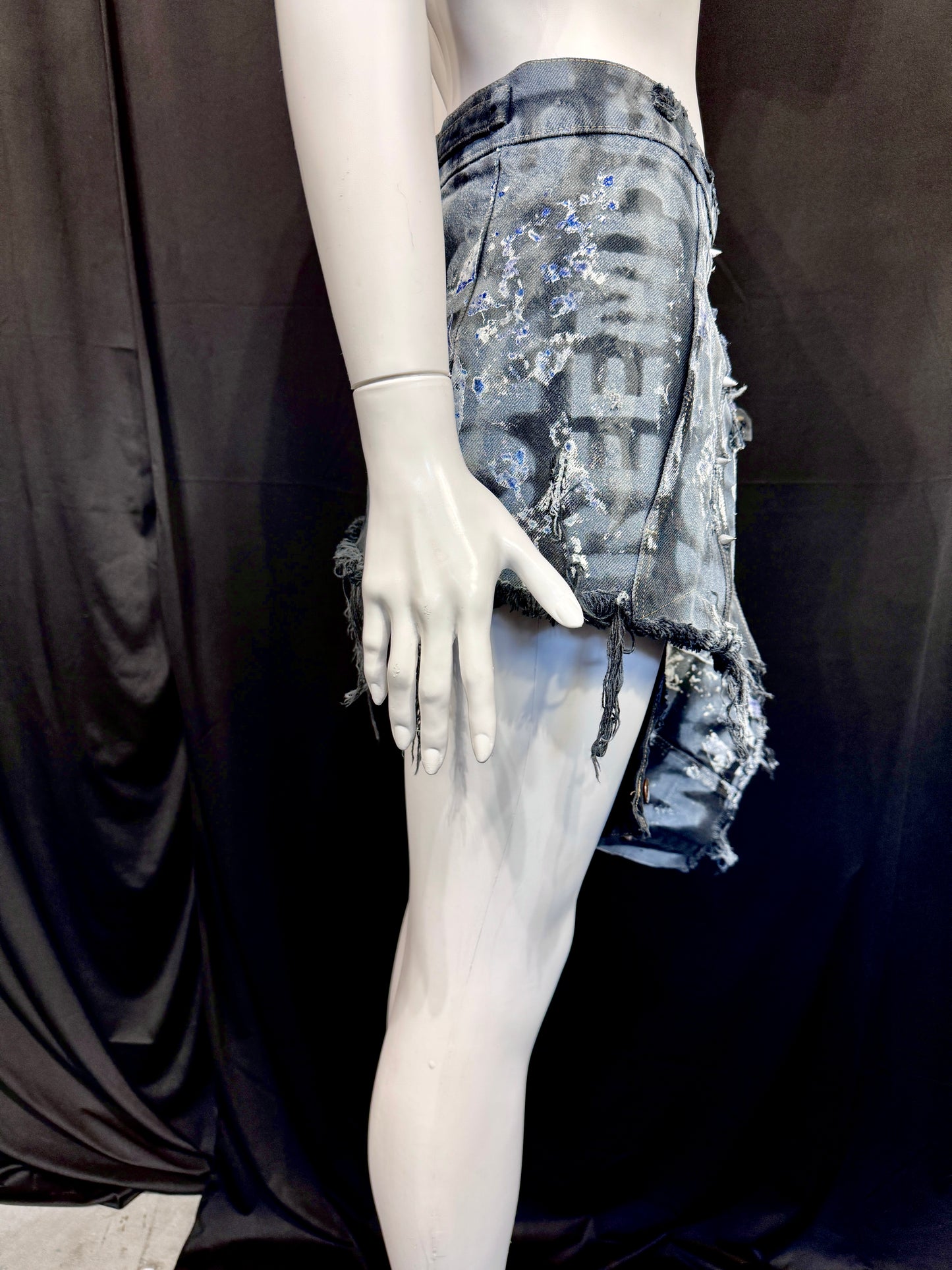 ALLEY CAT CUTTED SKIRT