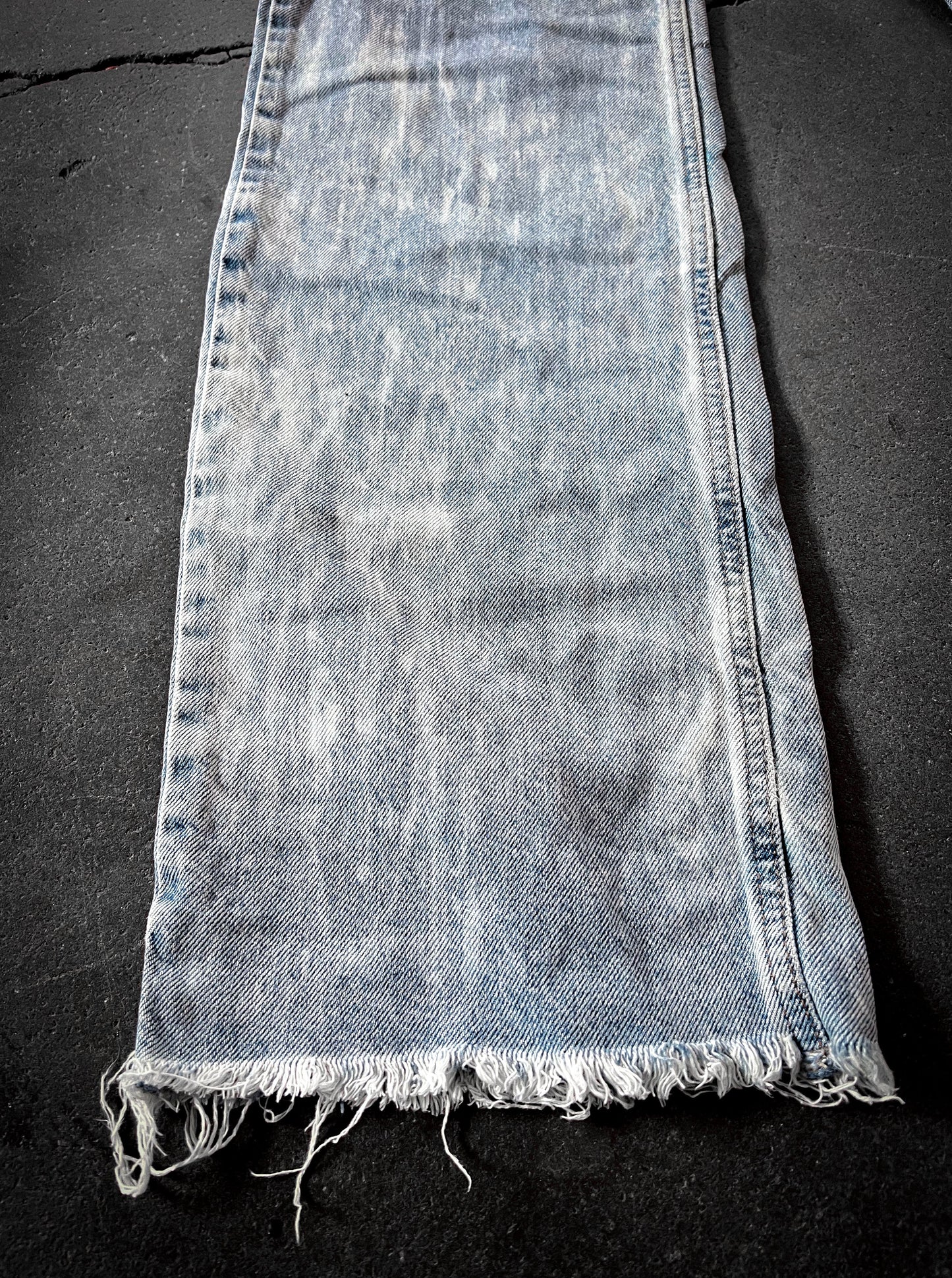 Brush Bleached Jeans