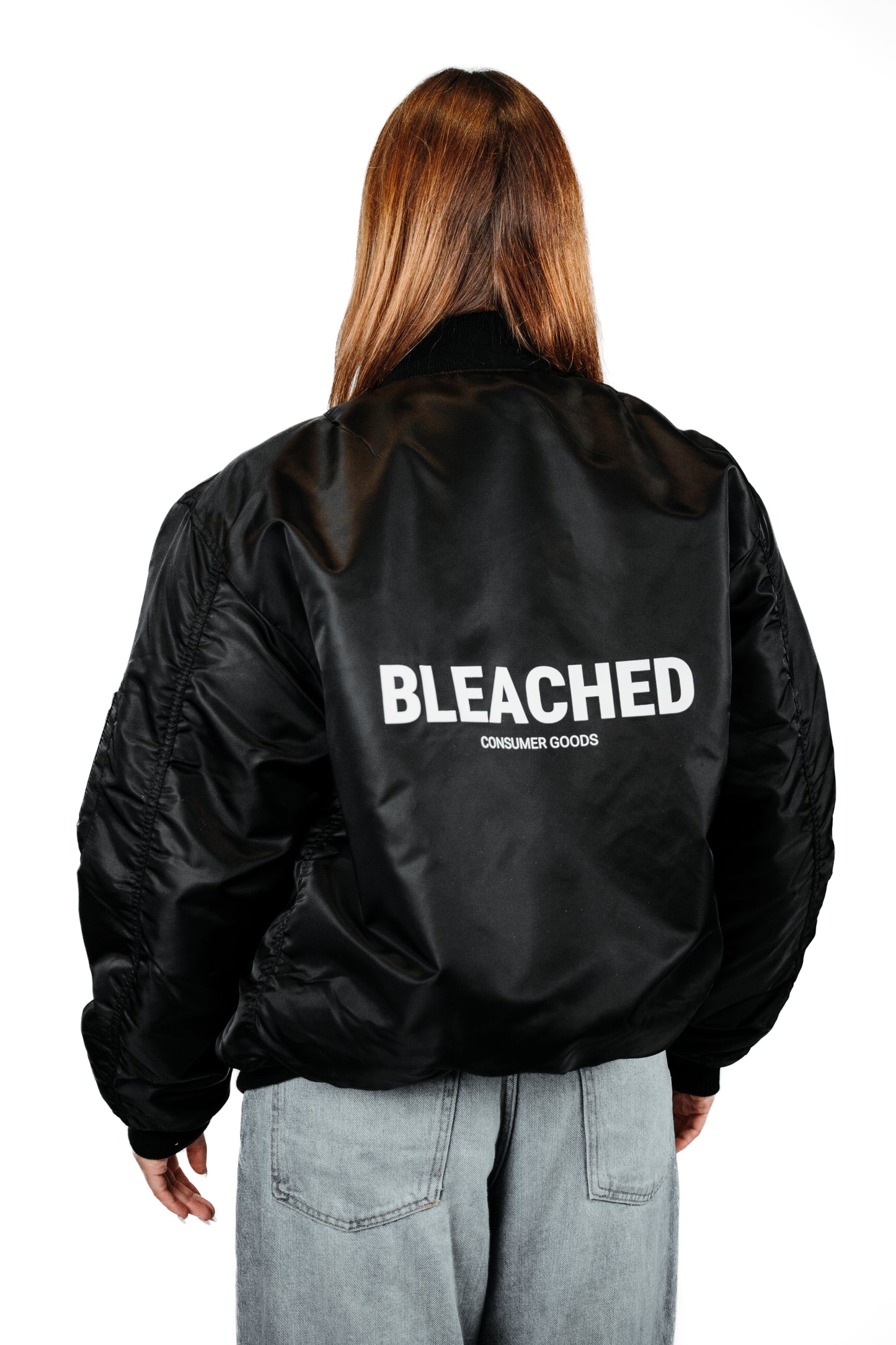 ESSENTIAL BLEACHED MA1 BOMBER