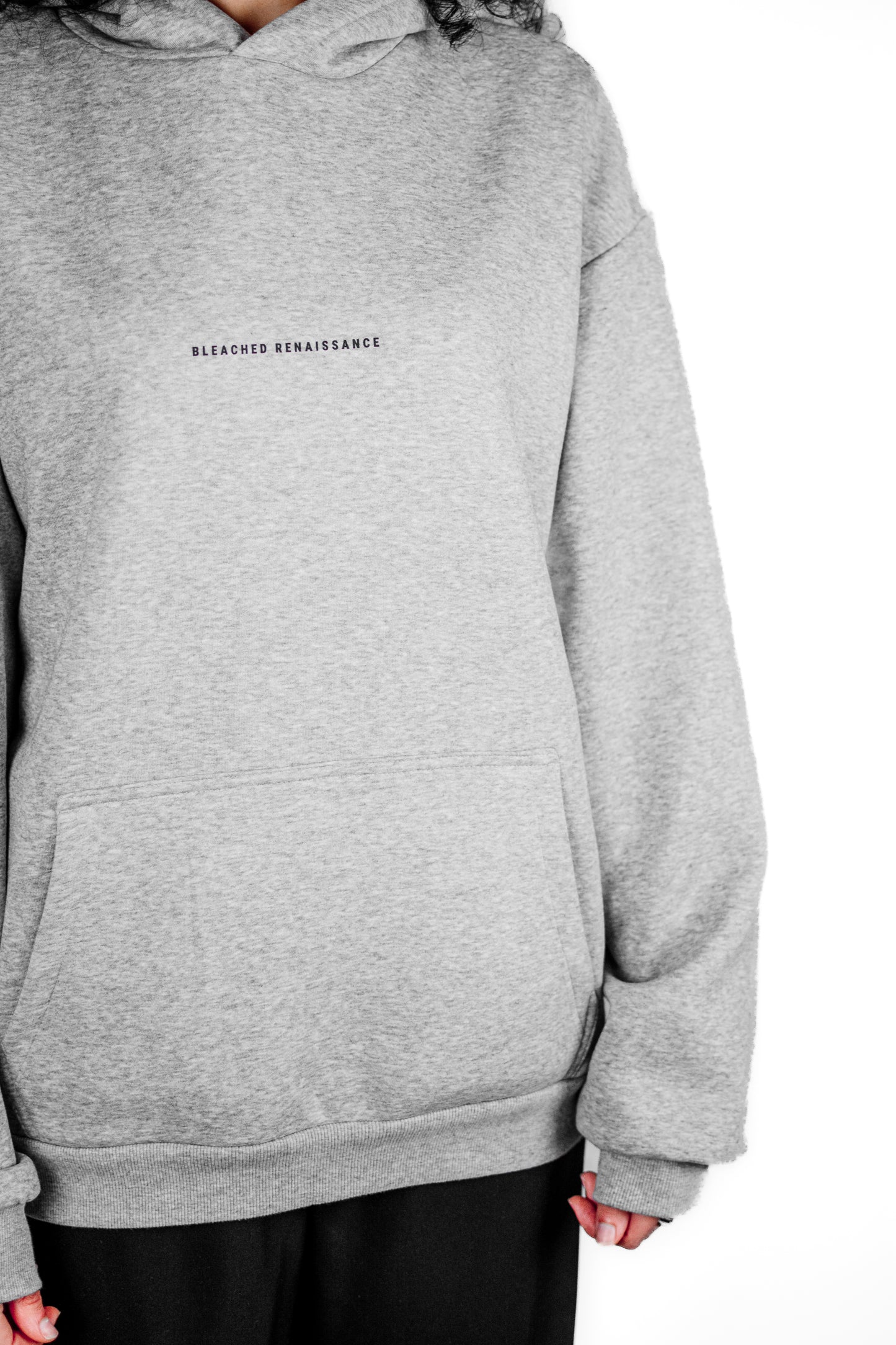 ESSENTIAL HOODIE (GREY)